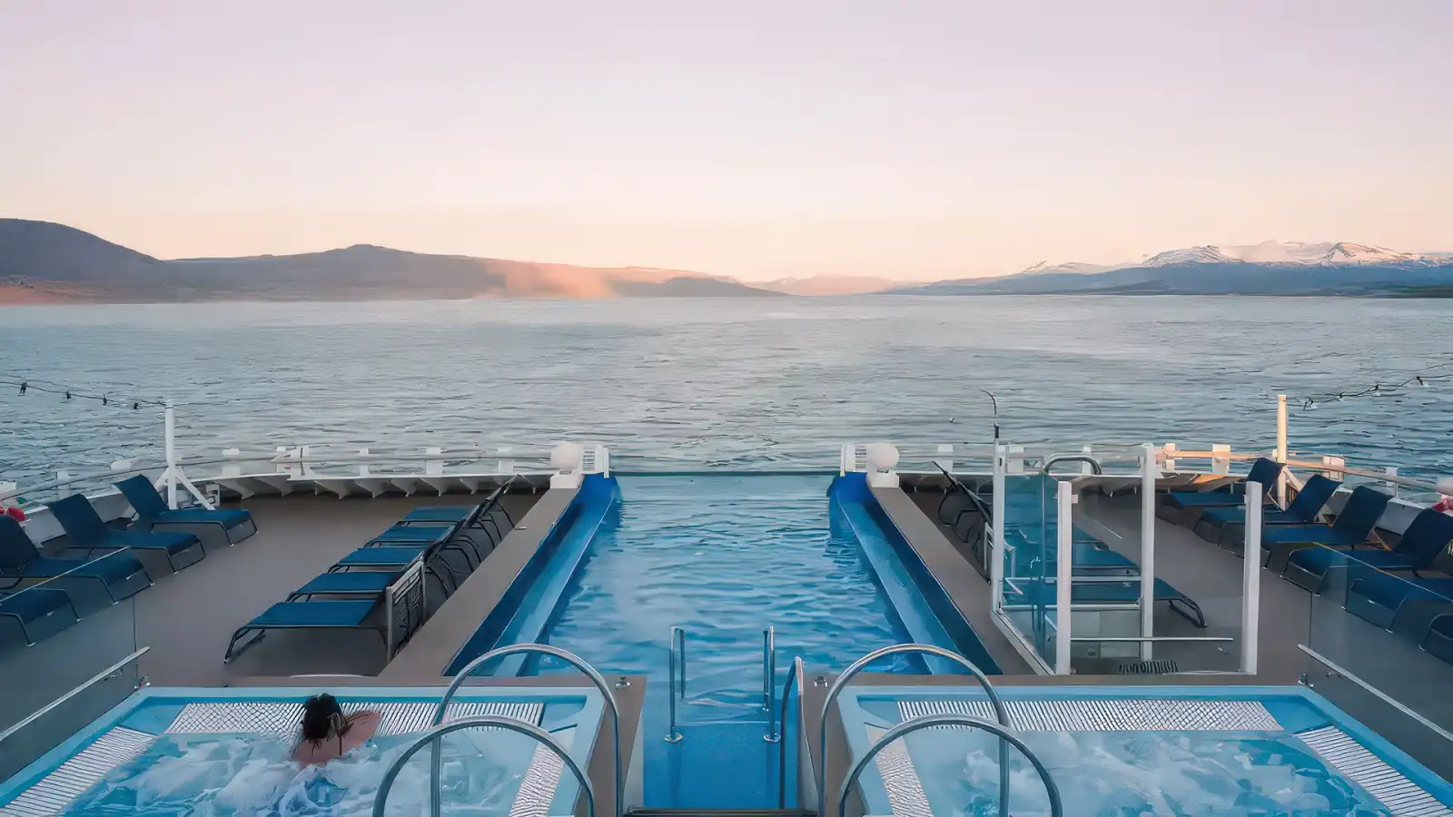 Hurtigruten pool
